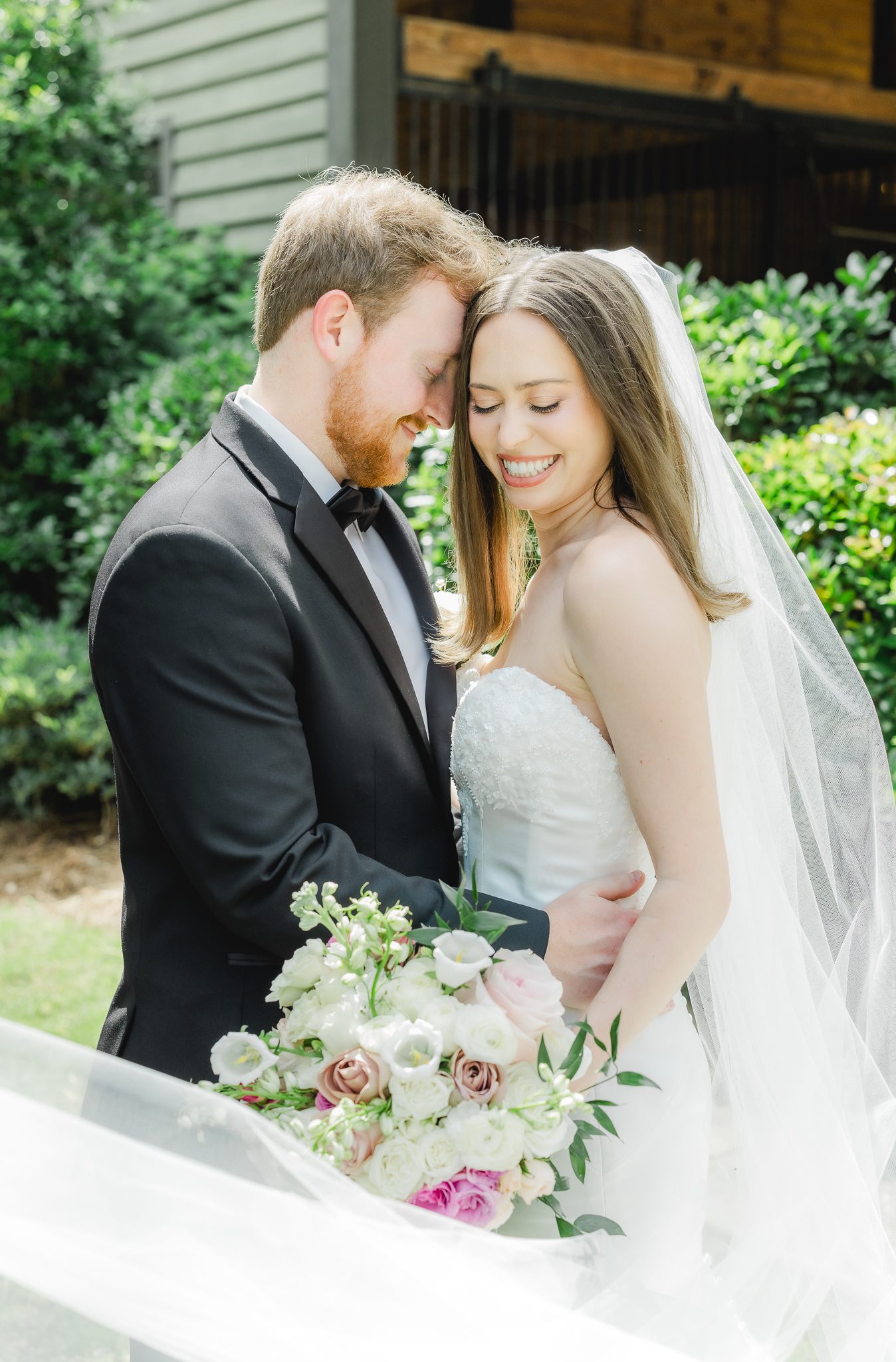 Romantic wedding at Windwood Equestrian in Birmingham Alabama