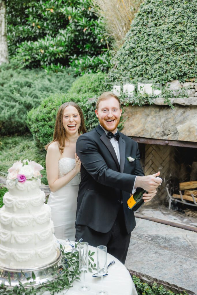 Romantic wedding at Windwood Equestrian in Birmingham Alabama