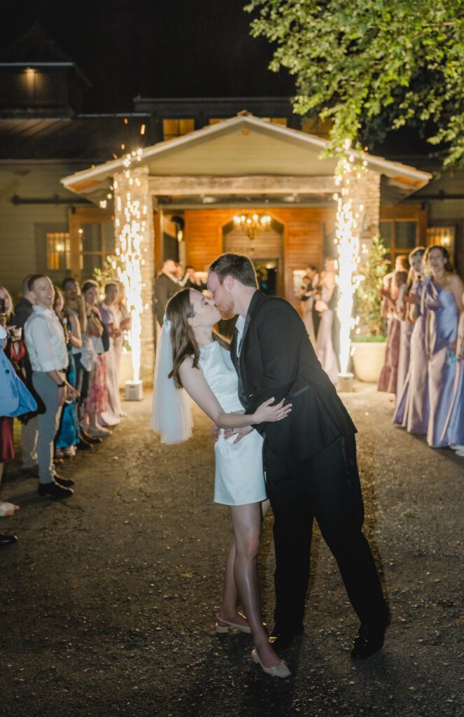 Romantic wedding at Windwood Equestrian in Birmingham Alabama