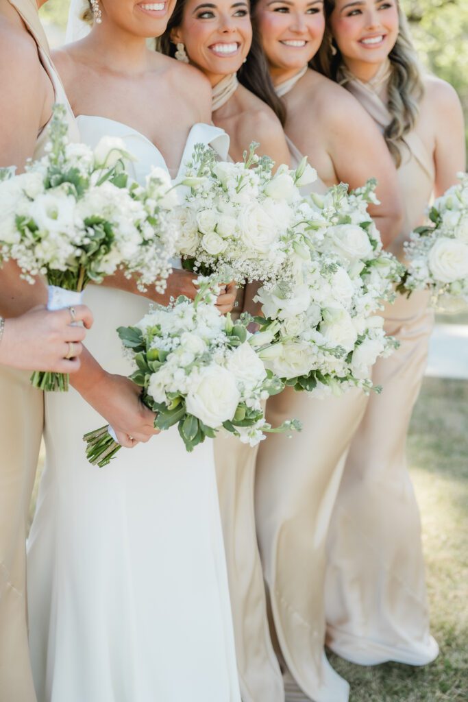 4T Vineyards wedding bridesmaid portraits in Alabama with bride and bridesmaids