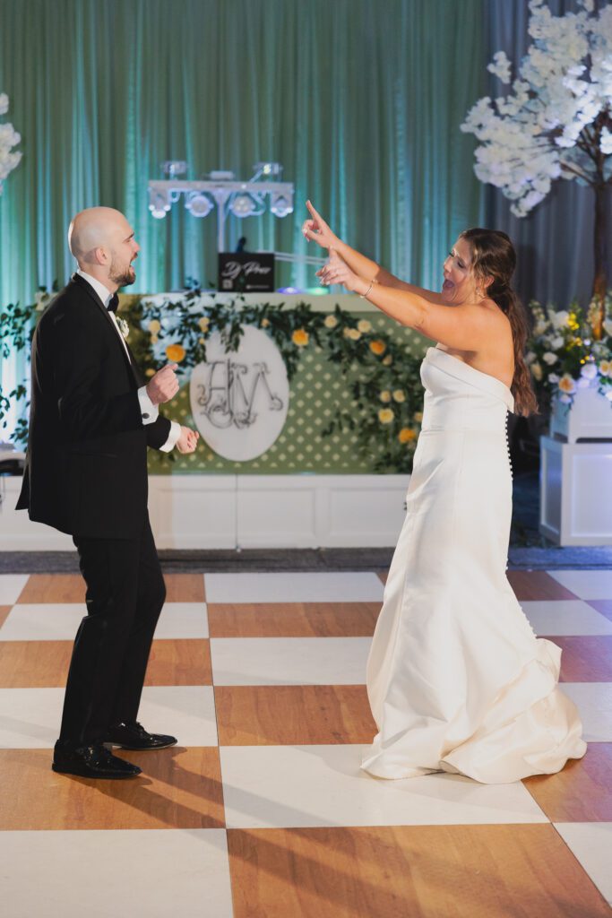 Bride and groom last dance at The Club Birmingham wedding reception
