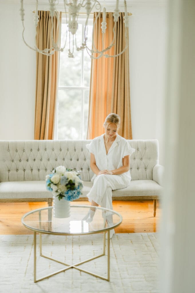 Bride getting ready with bridesmaids before Birmingham Alabama wedding