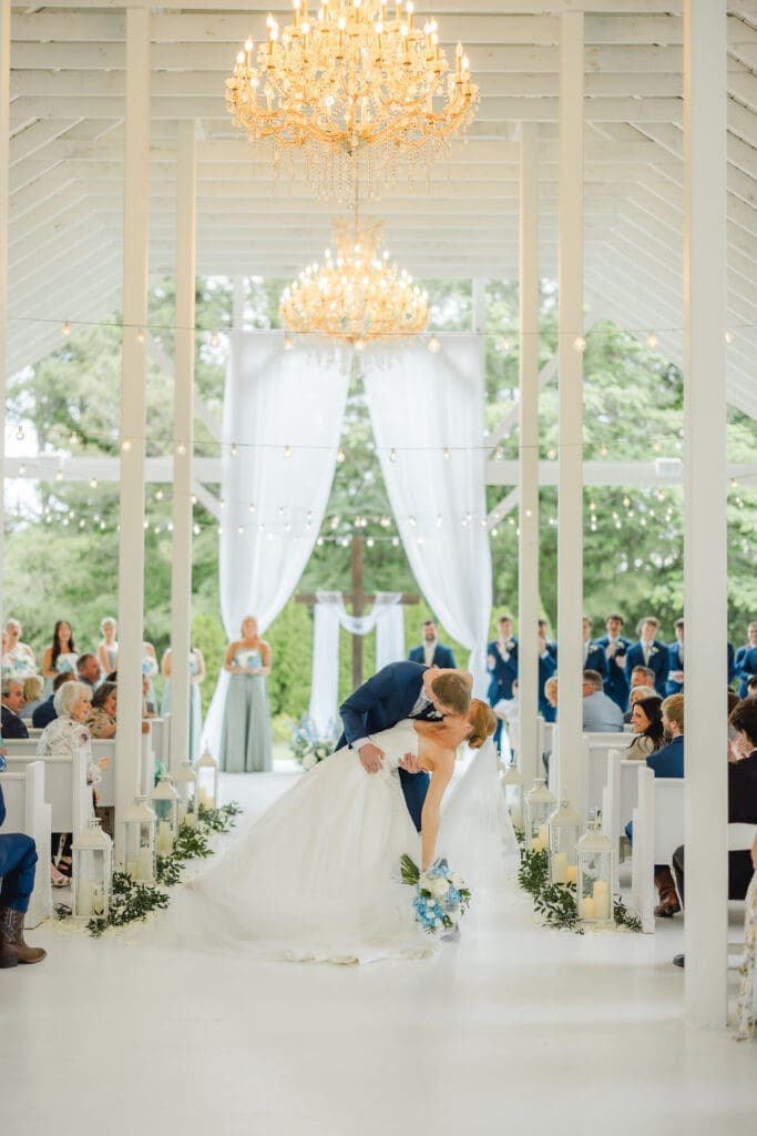 Outdoor wedding ceremony at Camelot Manor in Birmingham Alabama