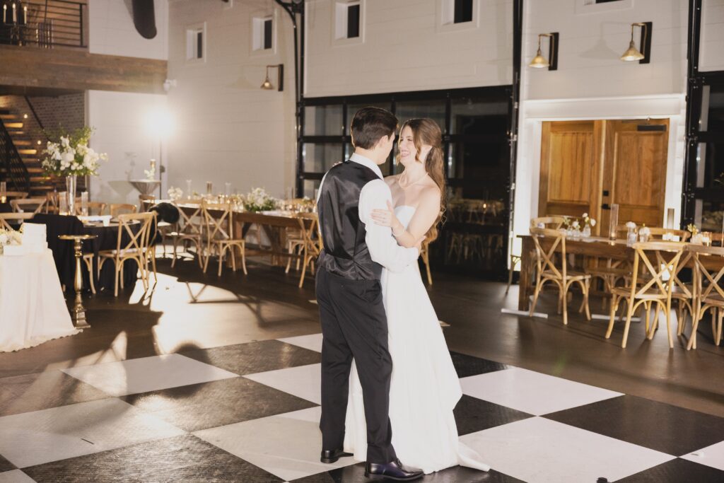 Bride and groom sharing their last dance during their Ridge Pointe wedding reception.