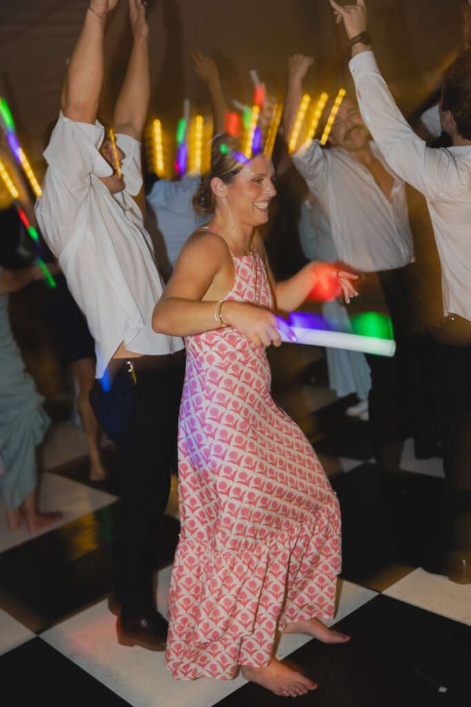 Guests dancing at Clubhouse on Highland wedding reception