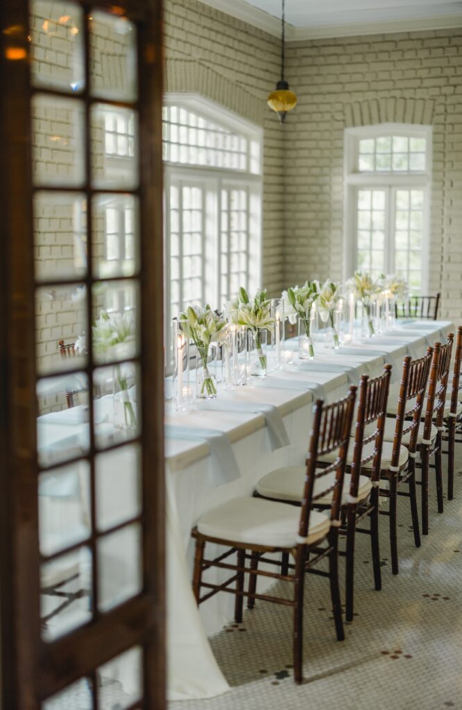 Elegant reception details and floral decor at Clubhouse on Highland in Birmingham Alabama