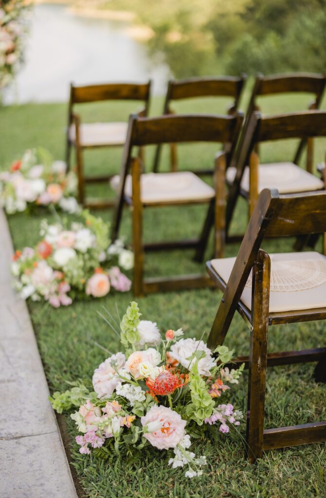 Wedding ceremony pictures at the Barn at Smith Lake